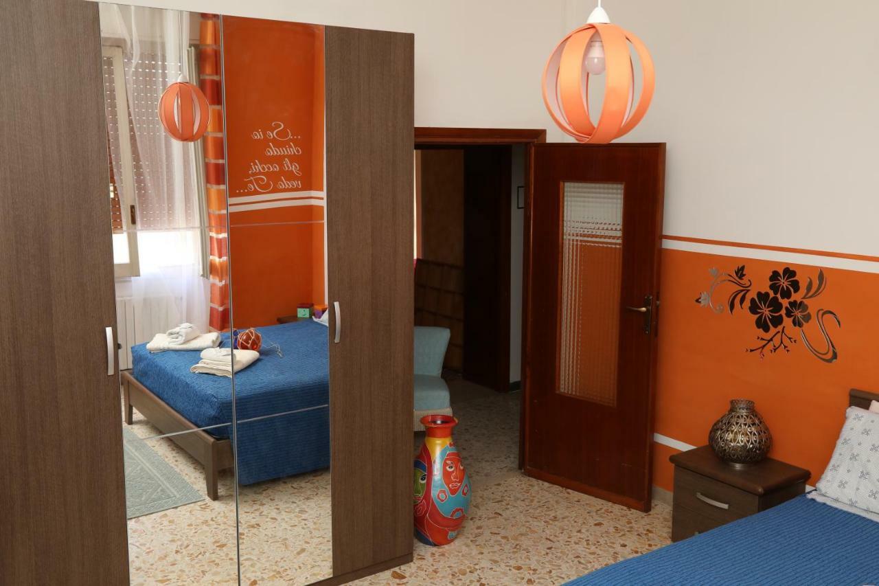 Viale Italia 41: I Migliori Anni 호텔 사사리 외부 사진