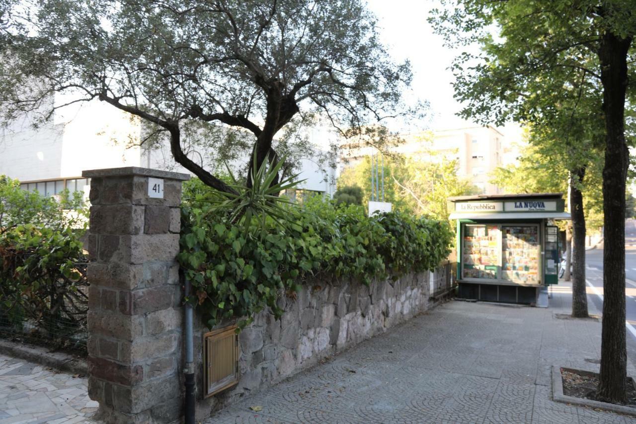 Viale Italia 41: I Migliori Anni 호텔 사사리 외부 사진
